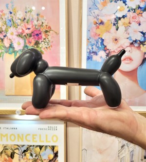 Keramik Ballon gravhund sort 10x20x8 cm